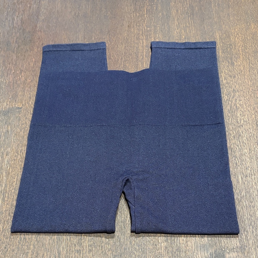 SPANX Look at Me Jean-ish Capri Leggings Size Large